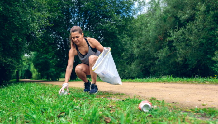 7 tips and hacks for using trash bags and cans