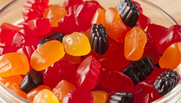 Impact of pain relief gummies – 8 factors to consider